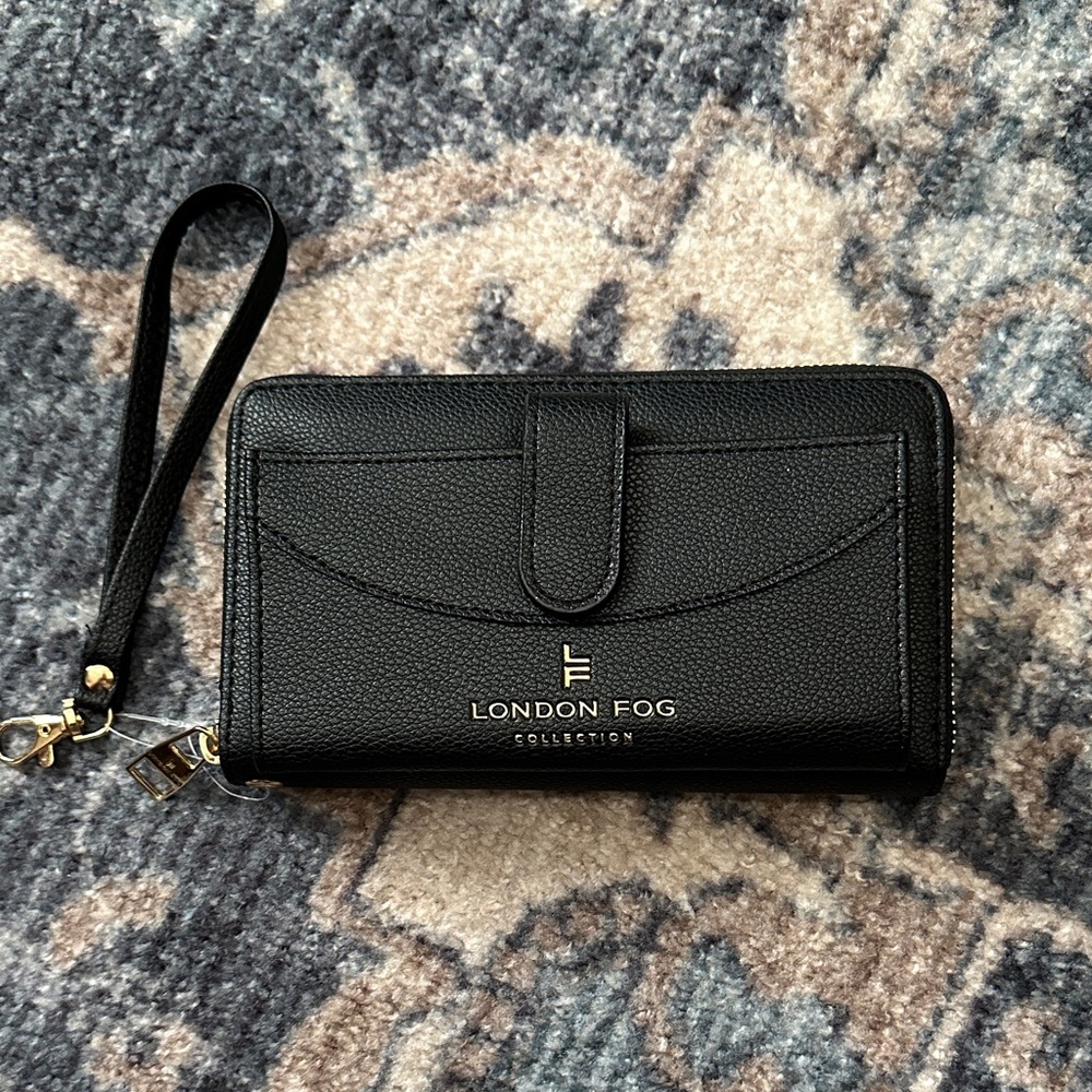 London Fog Black Clutch Wristlet